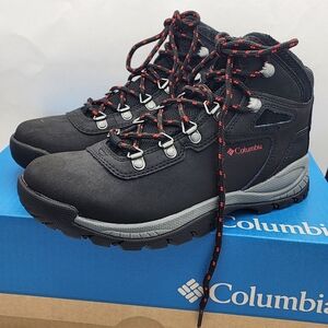 Columbia Womens Black Newton Ridge Plus Hiking Shoes 7.5 New With Box
